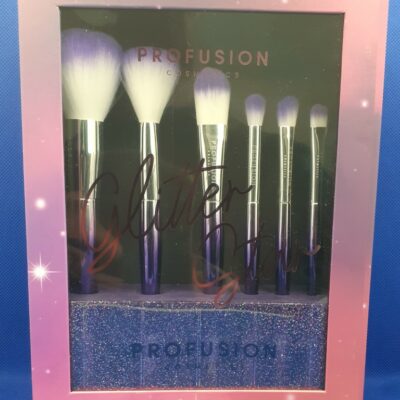 Set of 6 Cosmetic Brushes