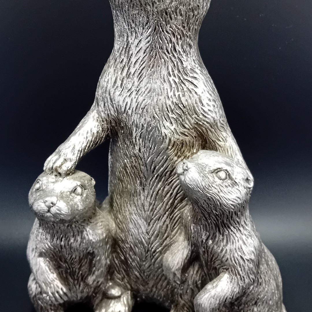 Otter Family Sculpture
